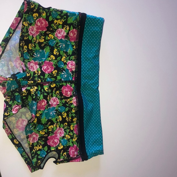 Booty Shorts - Picture 1 of 2